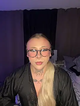 Kimberly-sweety online show from 10-15-25, 07:22