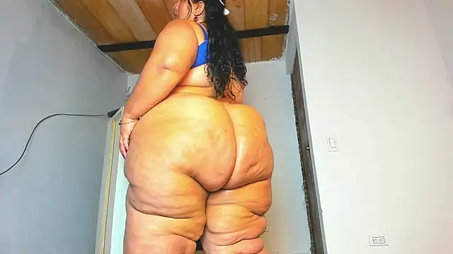 BBW LATIN BIGASSS online show from 06-14-26, 12:40