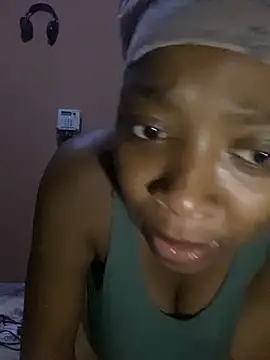 Snapshot of Barbiianaa chatting on 10-07-25, 11:28 Barbiianaa online show from 10-07-25, 11:28