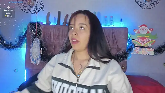 Mia lopez 1 online show from 12-02-25, 11:34