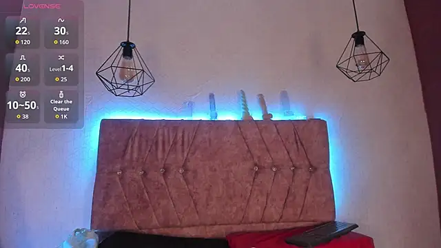 Mia lopez 1 online show from 11-06-25, 12:20