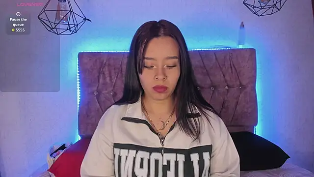 Mia lopez 1 online show from 10-21-25, 11:20