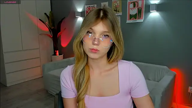 linakorvin online show from 12-15-25, 01:28