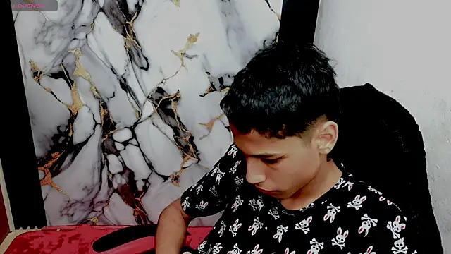 Im david02 online show from 02-11-26, 04:01