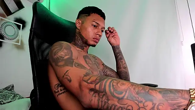 The boy dreams1 online show from 10-10-25, 03:07