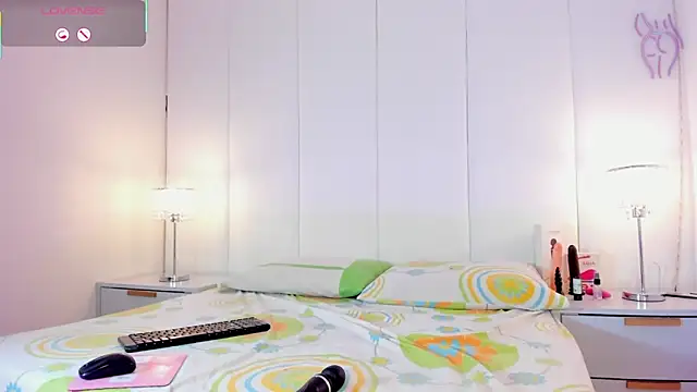 Krystin1 online show from 12-23-25, 04:45