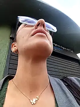 Jade 1-9 online show from 10-13-25, 08:10