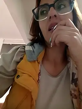 Jade 1-9 online show from 02-26-26, 08:31