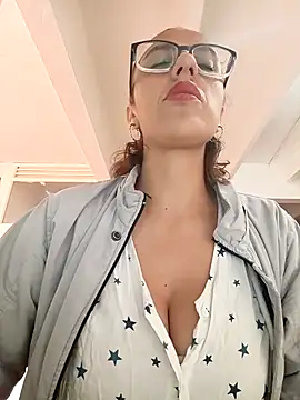 Jade 1-9 online show from 02-24-26, 03:02