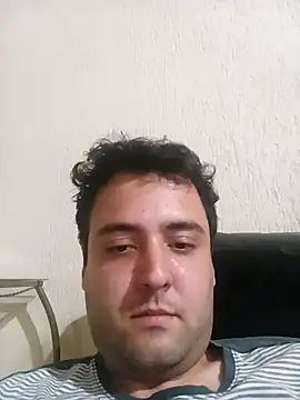 Snapshot of vitinhobb2 chatting on 10-24-25, 10:20 vitinhobb2 online show from 10-24-25, 10:20