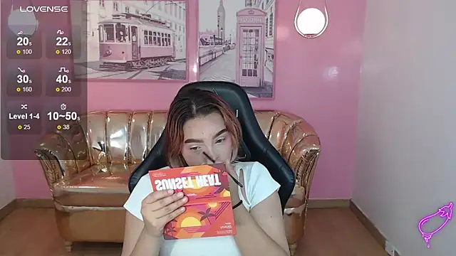 mia foster t online show from 11-18-25, 12:52