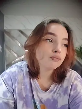 mia foster t online show from 03-18-26, 01:46