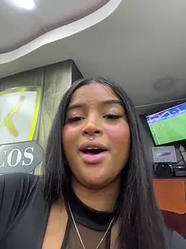 Snapshot of mitschellfox21 chatting on 11-16-25, 10:02 mitschellfox21 online show from 11-16-25, 10:02