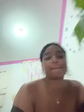 Snapshot of mitschellfox21 chatting on 11-25-25, 07:52 mitschellfox21 online show from 11-25-25, 07:52