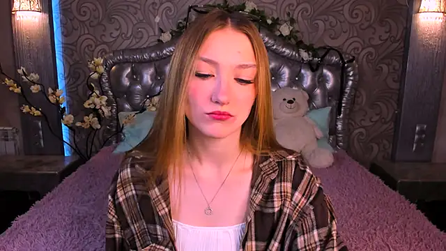 AngelAnabelle online show from 12-05-25, 08:28