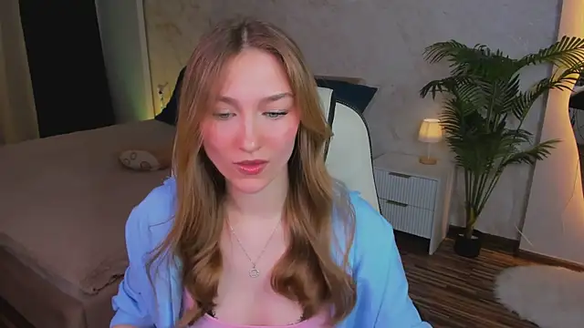 AngelAnabelle online show from 10-05-25, 08:43