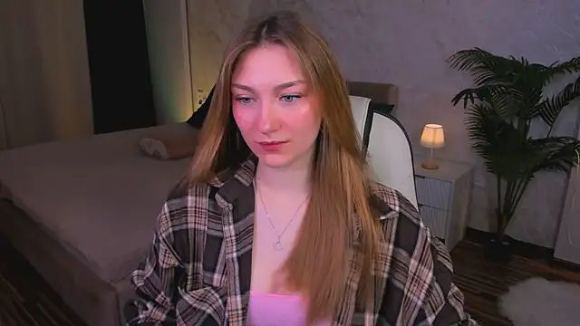 AngelAnabelle online show from 10-23-25, 08:29