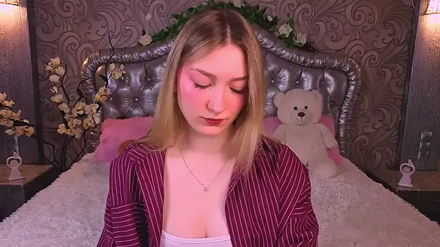 AngelAnabelle online show from 03-15-26, 08:27