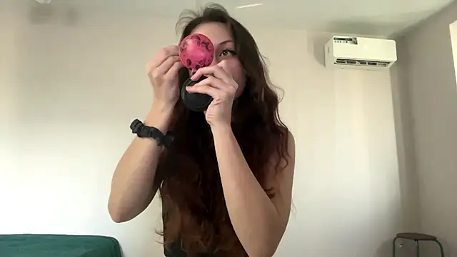 Nayra flash online show from 10-24-25, 10:03