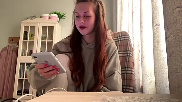 Nayra flash online show from 11-06-25, 12:09