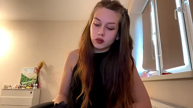 Nayra flash online show from 11-26-25, 11:54