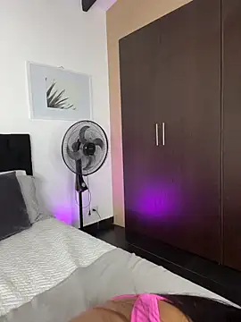 ArieliciousXXX online show from 02-28-26, 01:11