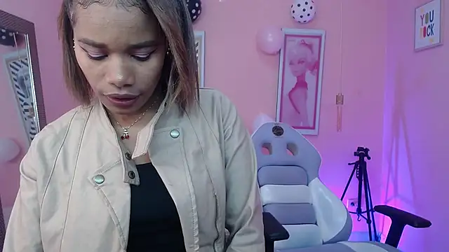 ingrid03 taffur online show from 11-02-25, 01:38