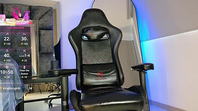 johnjaguar1  online show from 03-13-26, 03:17