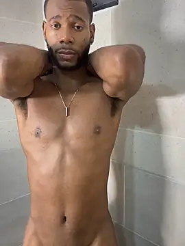 johnjaguar1  online show from 10-12-25, 12:01