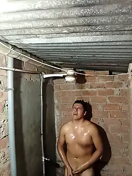 Snapshot of Alex321Flores chatting on 02-19-26, 12:18 Alex321Flores online show from 02-19-26, 12:18