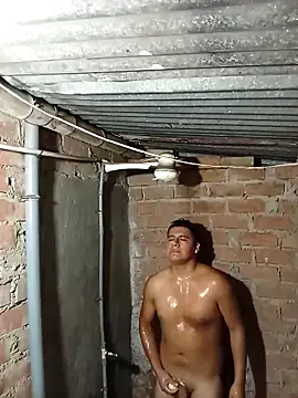 Snapshot of Alex321Flores chatting on 02-15-26, 12:00 Alex321Flores online show from 02-15-26, 12:00