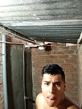 Snapshot of Alex321Flores chatting on 02-09-26, 05:44 Alex321Flores online show from 02-09-26, 05:44