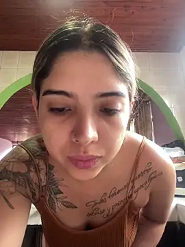 AnaFoxxx  online show from 02-12-26, 04:51