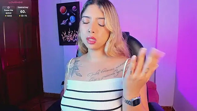 AnaFoxxx  online show from 02-10-26, 11:09