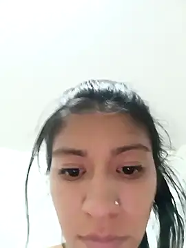 Snapshot of Dulce_Torres13 chatting on 10-22-25, 11:25 Dulce Torres13 online show from 10-22-25, 11:25
