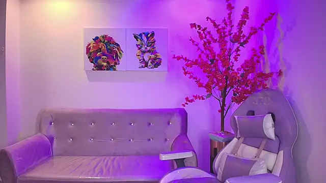 Snapshot of Summer_miller chatting on 03-13-26, 11:37 Summer miller online show from 03-13-26, 11:37