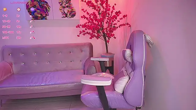 Snapshot of Summer_miller chatting on 03-27-26, 11:33 Summer miller online show from 03-27-26, 11:33