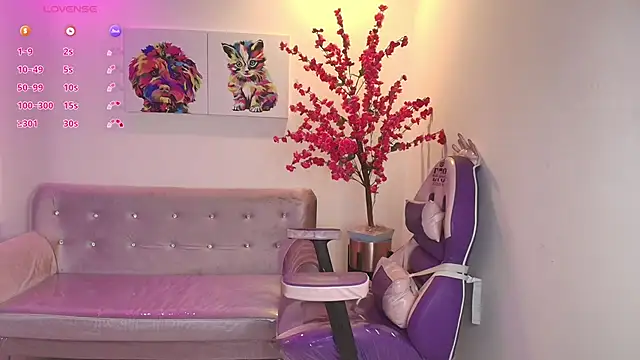 Snapshot of Summer_miller chatting on 04-06-26, 11:33 Summer miller online show from 04-06-26, 11:33