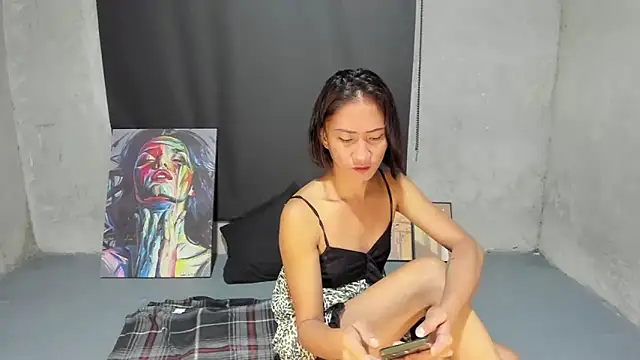 MissAriba online show from 10-25-25, 12:10