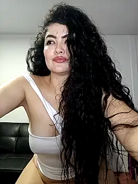 tutisex  online show from 11-17-25, 04:27