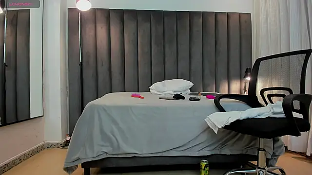 ivannagates online show from 10-10-25, 06:09