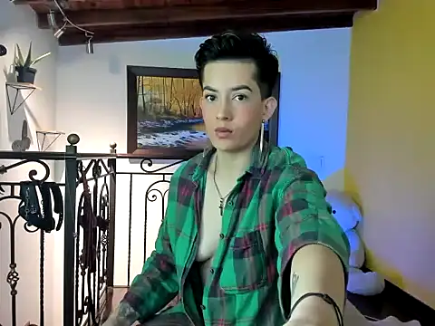 Zulyhenao online show from 11-05-25, 11:02