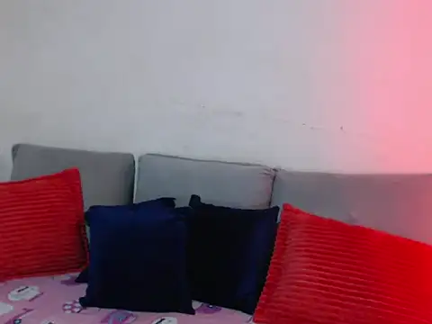 Snapshot of Charlotte_Rot2 chatting on 10-04-25, 02:29 Charlotte Rot2 online show from 10-04-25, 02:29