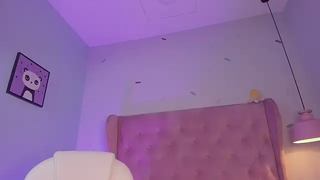 Vanelope evanss online show from 11-29-25, 01:00