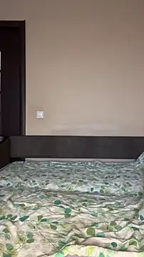 Evelyn39 online show from 10-09-25, 02:06