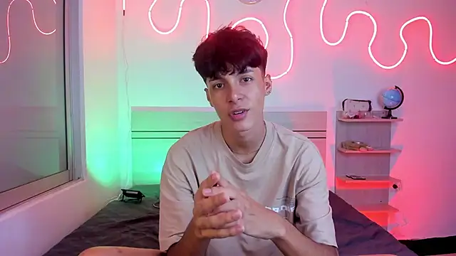 luccas ferreira online show from 11-09-25, 07:07