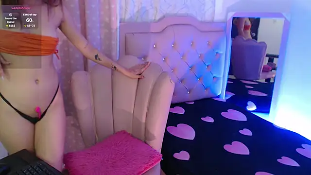 nikki skinny  online show from 10-11-25, 10:33