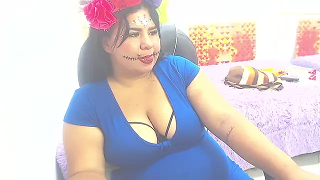 chuby pau online show from 11-01-25, 03:02
