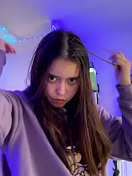 gabriiieela  online show from 01-07-26, 10:15