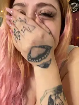 KellyMoors online show from 11-07-25, 01:21